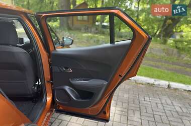 Позашляховик / Кросовер Peugeot e-2008 2021 в 