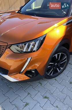 Позашляховик / Кросовер Peugeot e-2008 2020 в Чернівцях