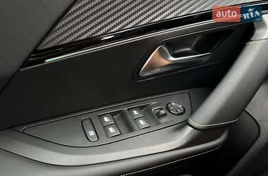 Позашляховик / Кросовер Peugeot e-2008 2022 в 