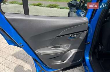 Позашляховик / Кросовер Peugeot e-2008 2022 в 