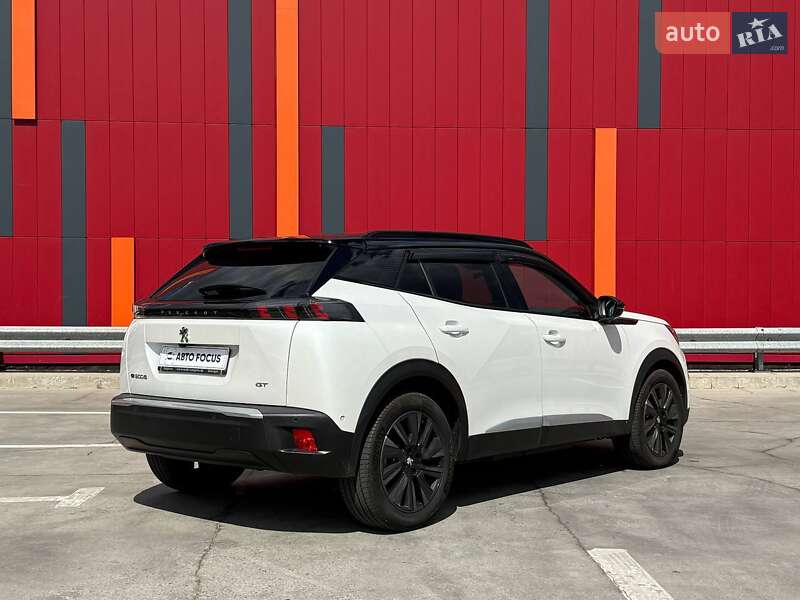 Внедорожник / Кроссовер Peugeot e-2008 2021 в Киеве