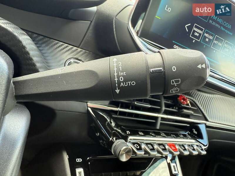 Внедорожник / Кроссовер Peugeot e-2008 2021 в Киеве