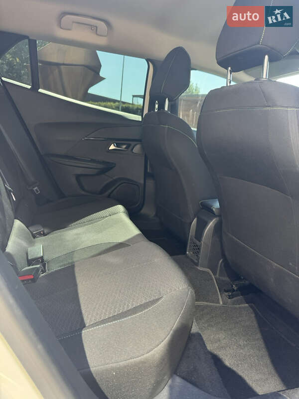 Позашляховик / Кросовер Peugeot e-2008 2020 в Києві