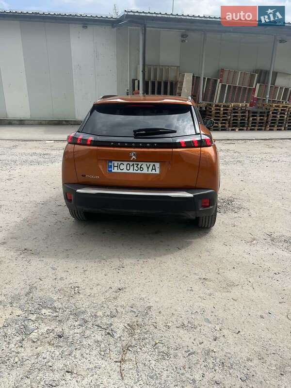 Внедорожник / Кроссовер Peugeot e-2008 2020 в Львове