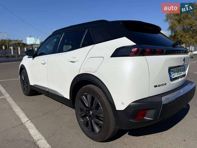 Позашляховик / Кросовер Peugeot e-2008 2020 в Одесі