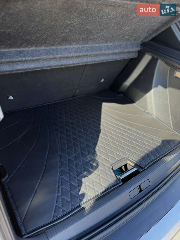 Позашляховик / Кросовер Peugeot e-2008 2020 в Одесі