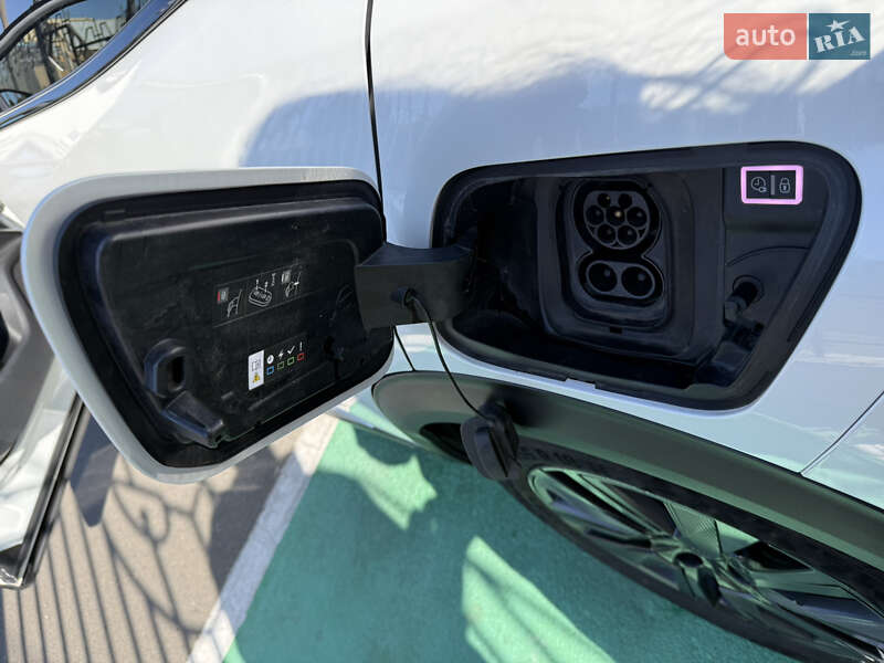 Позашляховик / Кросовер Peugeot e-2008 2020 в Одесі