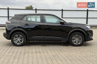 Внедорожник / Кроссовер Peugeot e-2008 2022 в 