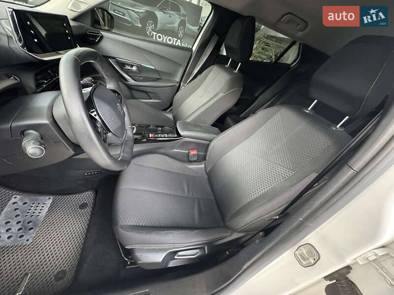 Внедорожник / Кроссовер Peugeot e-2008 2020 в Чернигове