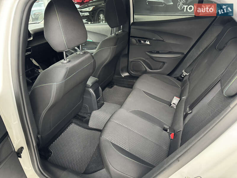 Внедорожник / Кроссовер Peugeot e-2008 2020 в Чернигове