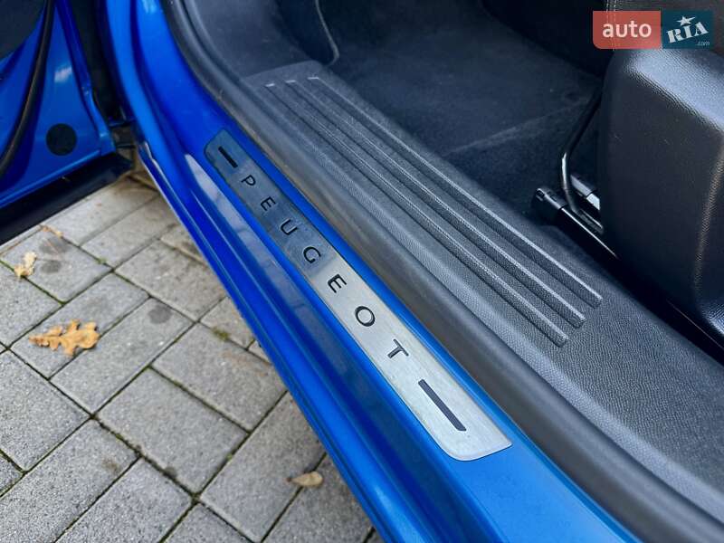 Внедорожник / Кроссовер Peugeot e-2008 2020 в Дрогобыче фото 61 Внедорожник / Кроссовер Peugeot e-2008 2020 в Дрогобыче