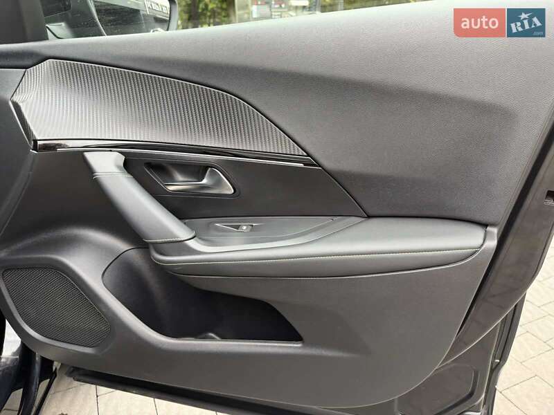 Внедорожник / Кроссовер Peugeot e-2008 2020 в Самборе