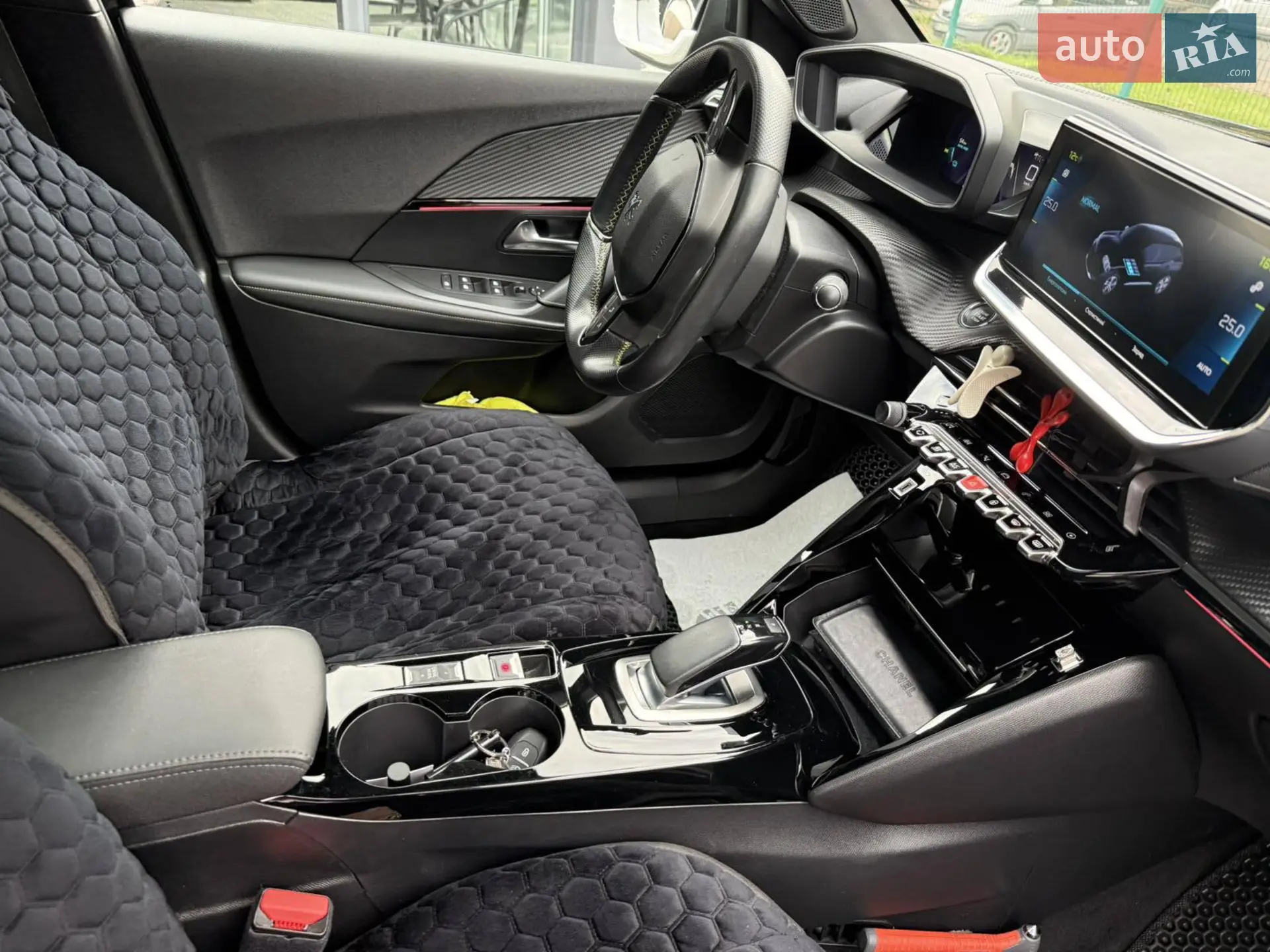 2020 Peugeot 2008 - мініатюра 26