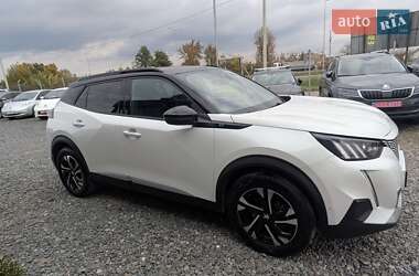 Внедорожник / Кроссовер Peugeot e-2008 2023 в 
