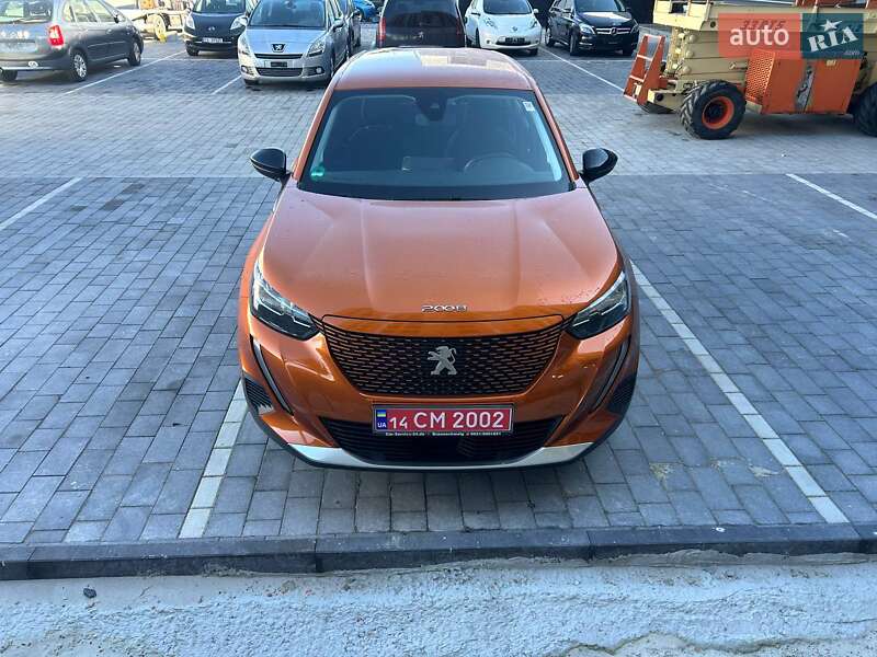 Позашляховик / Кросовер Peugeot e-2008 2022 в Львові