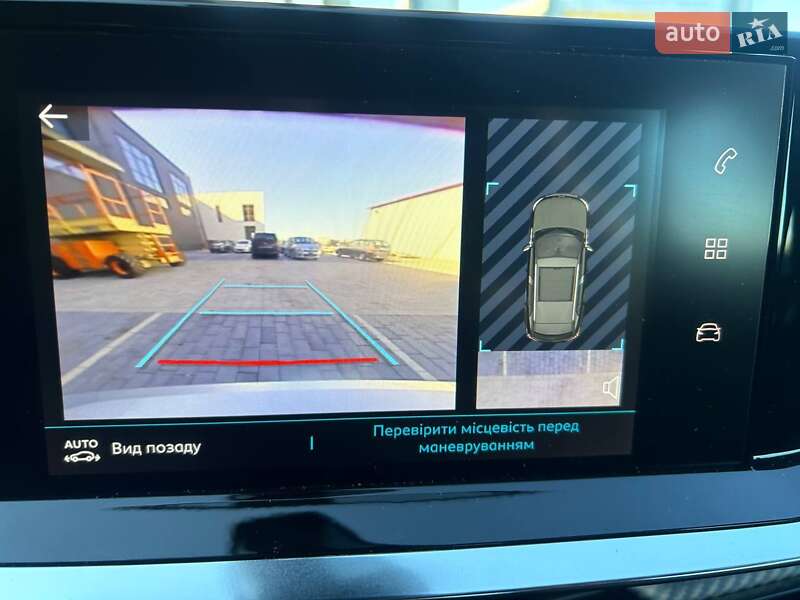 Позашляховик / Кросовер Peugeot e-2008 2022 в Львові