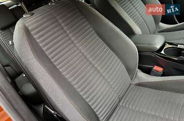 Внедорожник / Кроссовер Peugeot e-2008 2021 в 