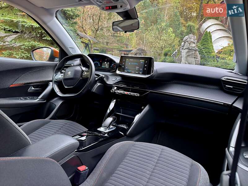 Позашляховик / Кросовер Peugeot e-2008 2021 в Дрогобичі