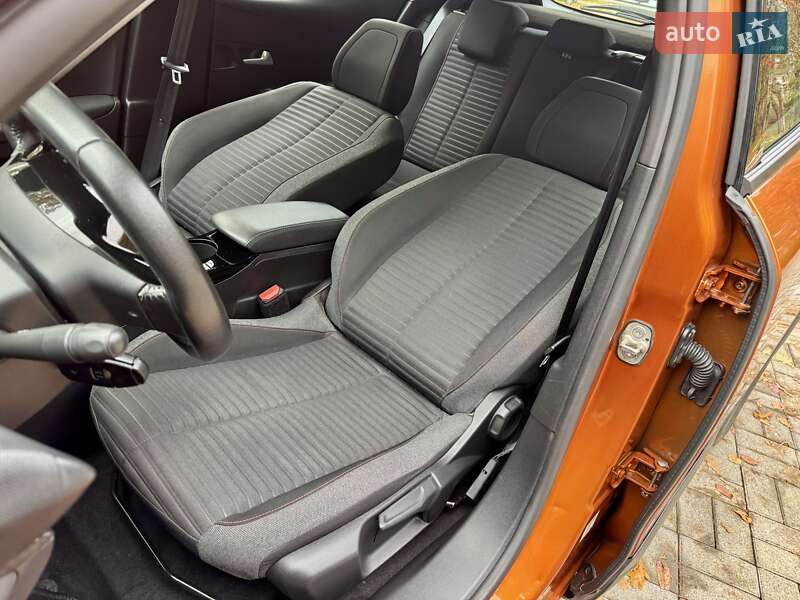 Позашляховик / Кросовер Peugeot e-2008 2021 в Дрогобичі