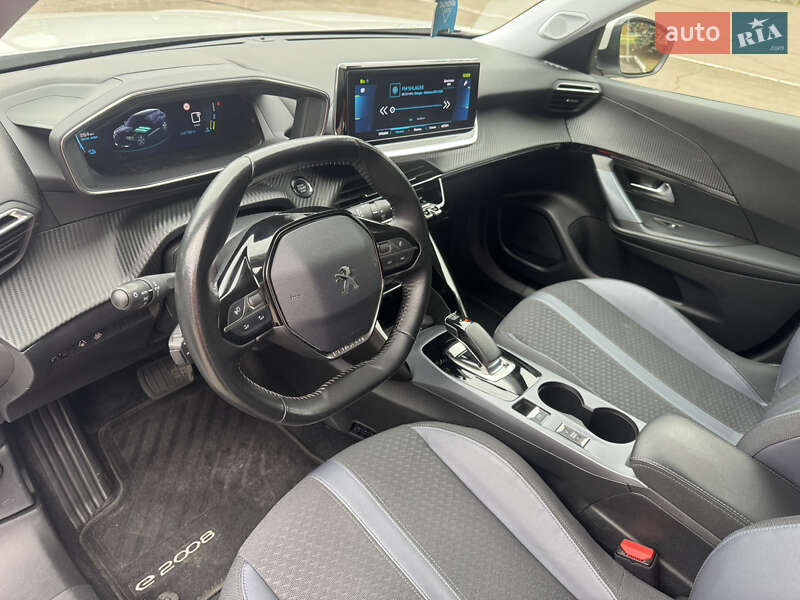 Позашляховик / Кросовер Peugeot e-2008 2020 в Рівному