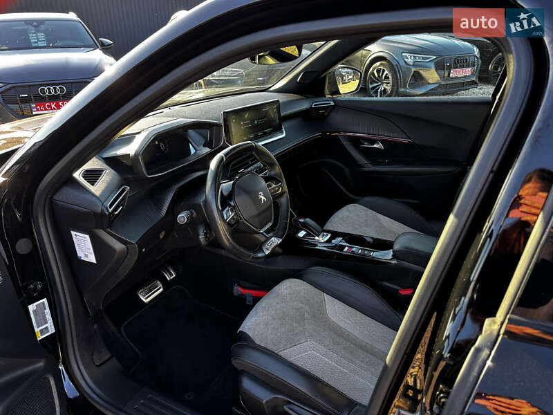 Внедорожник / Кроссовер Peugeot e-2008 2021 в Львове