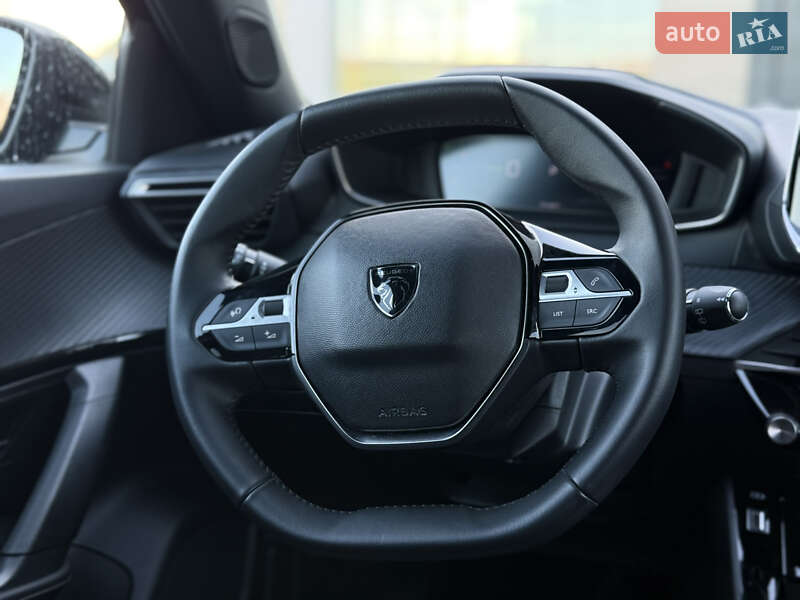 Внедорожник / Кроссовер Peugeot e-2008 2024 в Львове