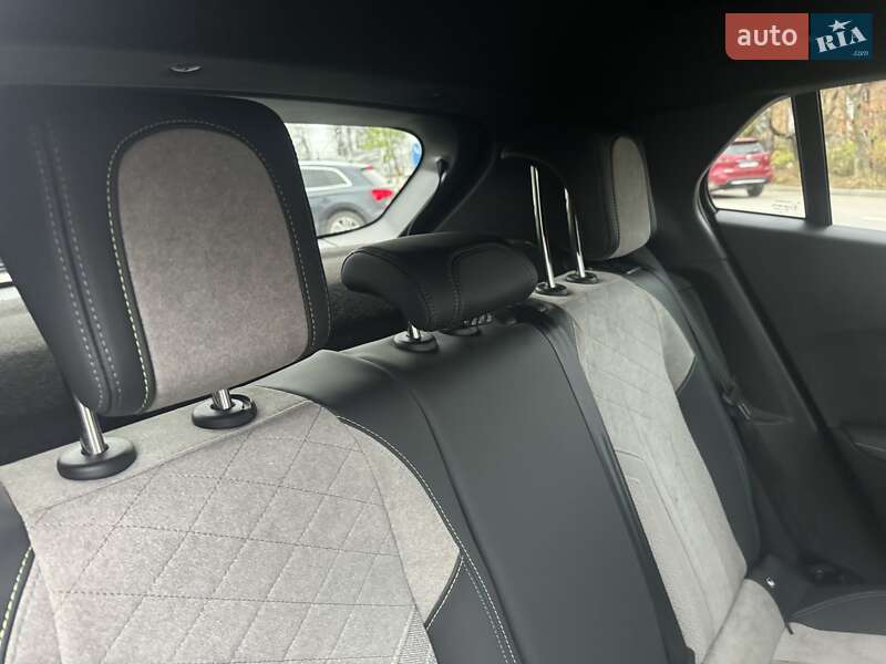 Внедорожник / Кроссовер Peugeot e-2008 2020 в Виннице