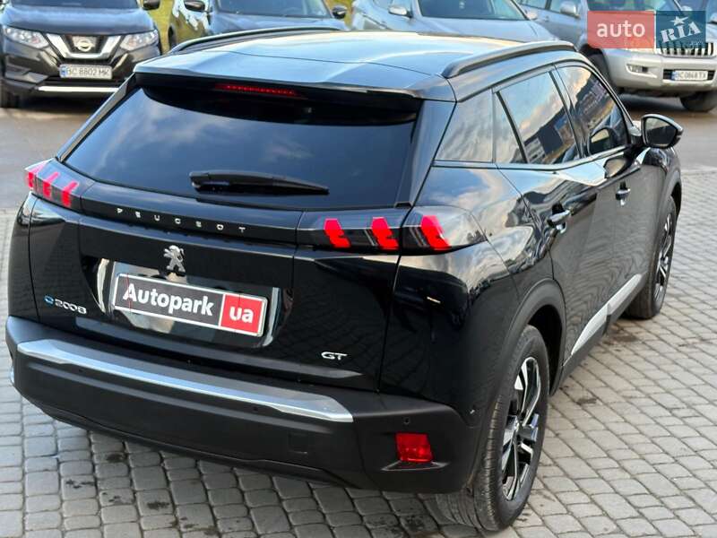 Позашляховик / Кросовер Peugeot e-2008 2021 в Львові