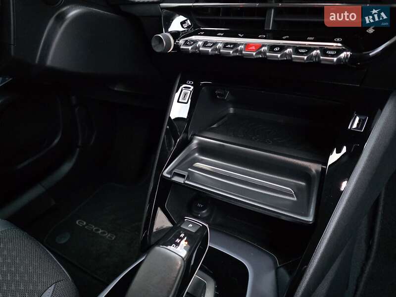 Внедорожник / Кроссовер Peugeot e-2008 2021 в Тернополе фото 36 Внедорожник / Кроссовер Peugeot e-2008 2021 в Тернополе