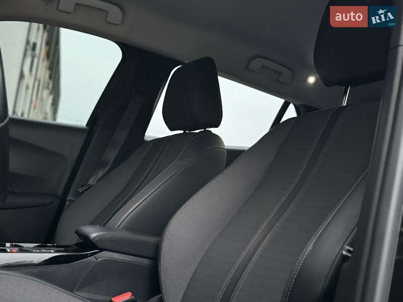 Внедорожник / Кроссовер Peugeot e-2008 2021 в Дрогобыче