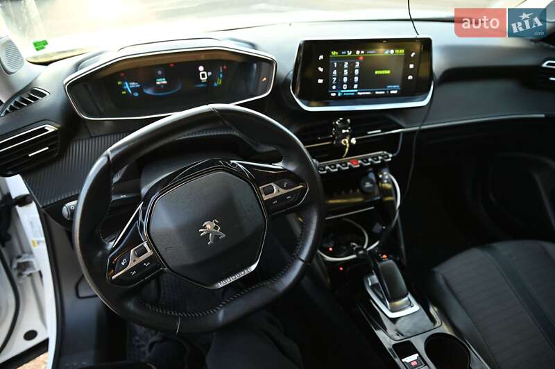 Внедорожник / Кроссовер Peugeot e-2008 2021 в Ровно