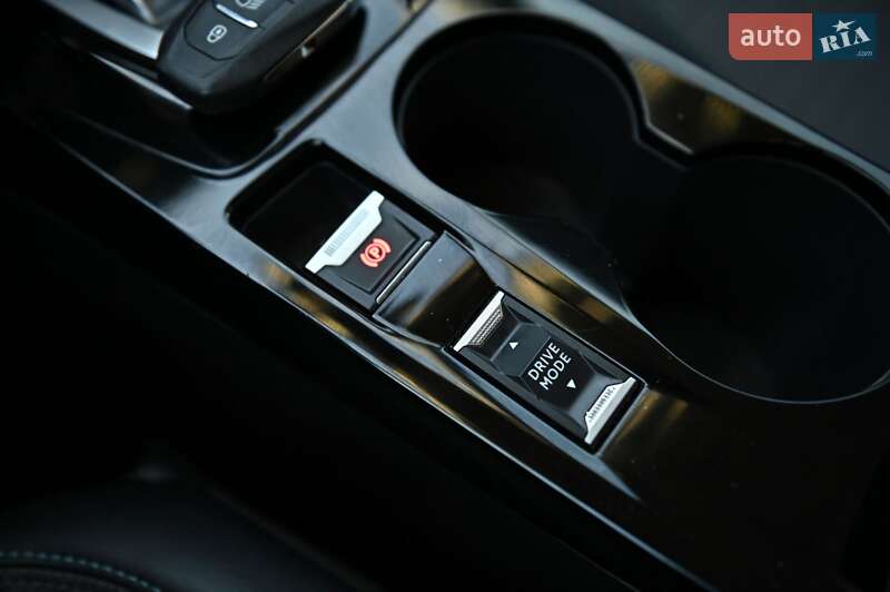 Внедорожник / Кроссовер Peugeot e-2008 2021 в Ровно