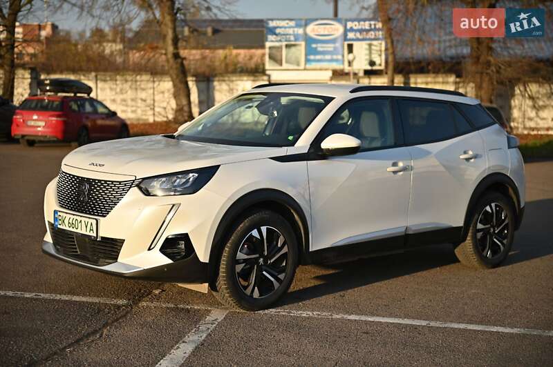 Внедорожник / Кроссовер Peugeot e-2008 2021 в Ровно