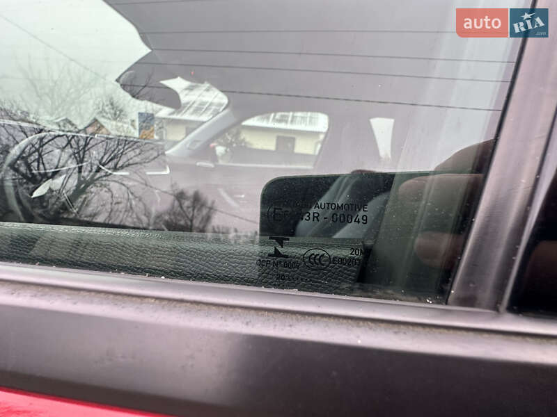 Внедорожник / Кроссовер Peugeot e-2008 2020 в Ровно фото 24 Внедорожник / Кроссовер Peugeot e-2008 2020 в Ровно