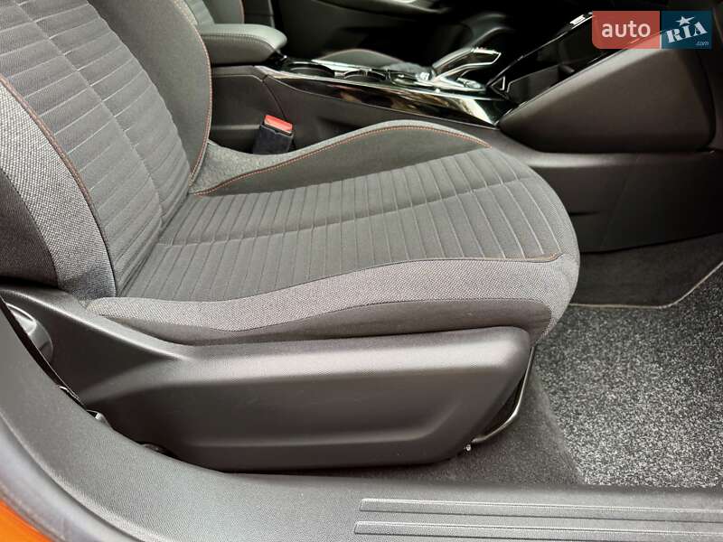 Внедорожник / Кроссовер Peugeot e-2008 2021 в Дрогобыче фото 72 Внедорожник / Кроссовер Peugeot e-2008 2021 в Дрогобыче