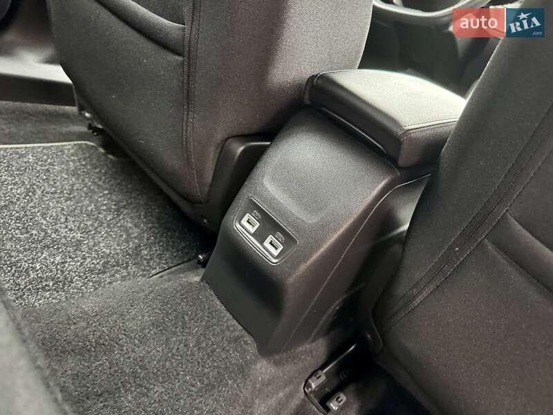 Внедорожник / Кроссовер Peugeot e-2008 2021 в Дрогобыче фото 80 Внедорожник / Кроссовер Peugeot e-2008 2021 в Дрогобыче