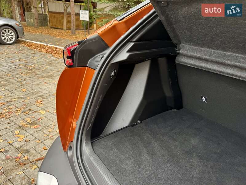 Внедорожник / Кроссовер Peugeot e-2008 2021 в Дрогобыче фото 84 Внедорожник / Кроссовер Peugeot e-2008 2021 в Дрогобыче