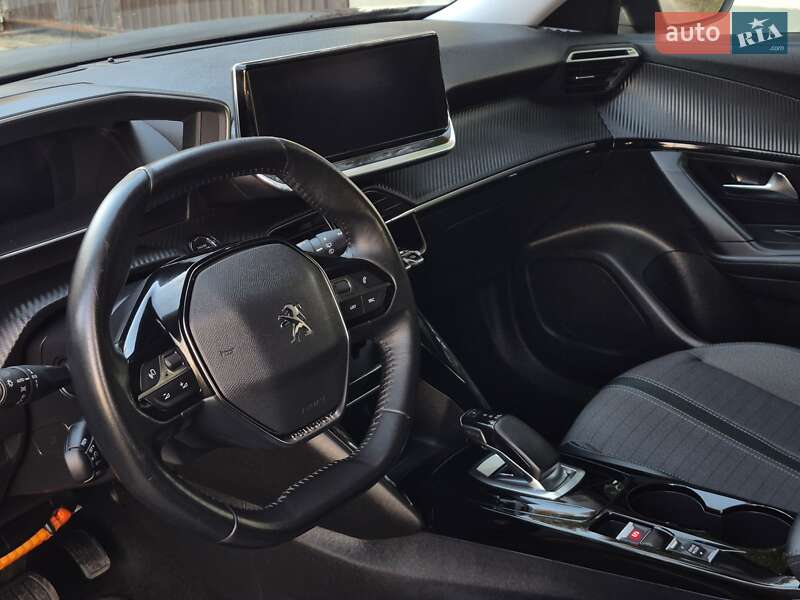 Внедорожник / Кроссовер Peugeot e-2008 2020 в Львове фото 39 Внедорожник / Кроссовер Peugeot e-2008 2020 в Львове