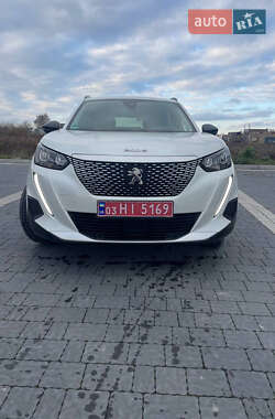 Внедорожник / Кроссовер Peugeot e-2008 2022 в Львове