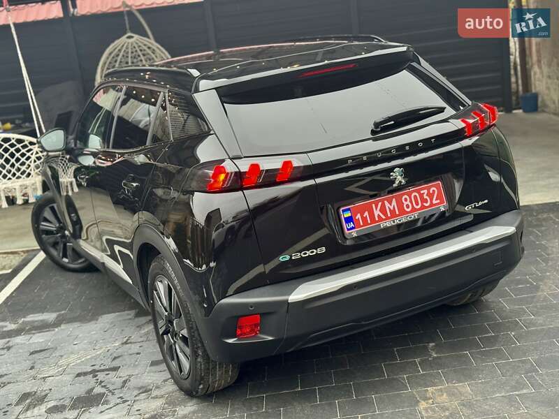 Внедорожник / Кроссовер Peugeot e-2008 2020 в Дрогобыче