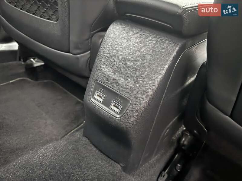 Внедорожник / Кроссовер Peugeot e-2008 2020 в Дрогобыче