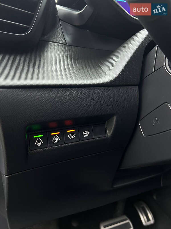 Внедорожник / Кроссовер Peugeot e-2008 2022 в Ровно