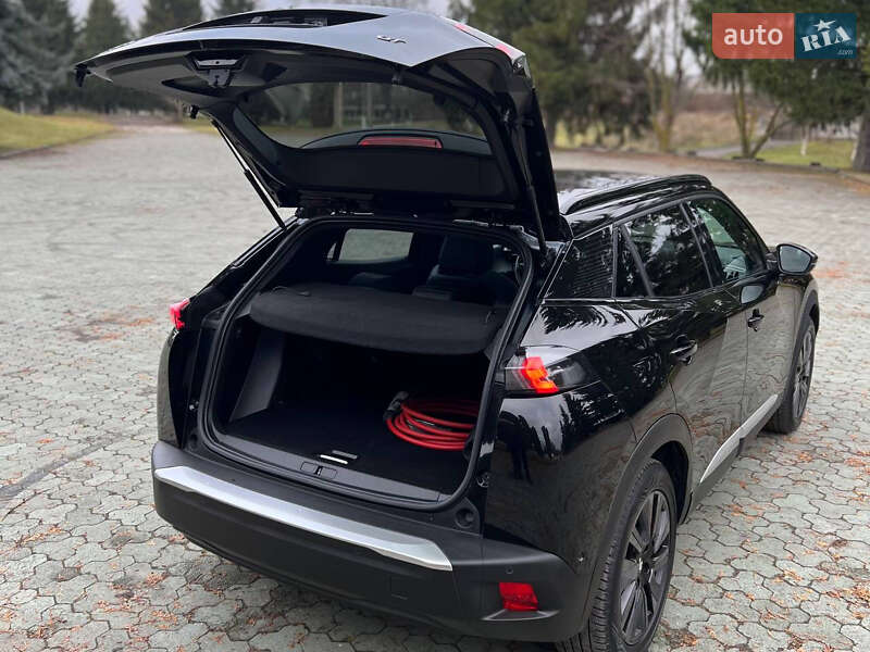 Внедорожник / Кроссовер Peugeot e-2008 2022 в Ровно