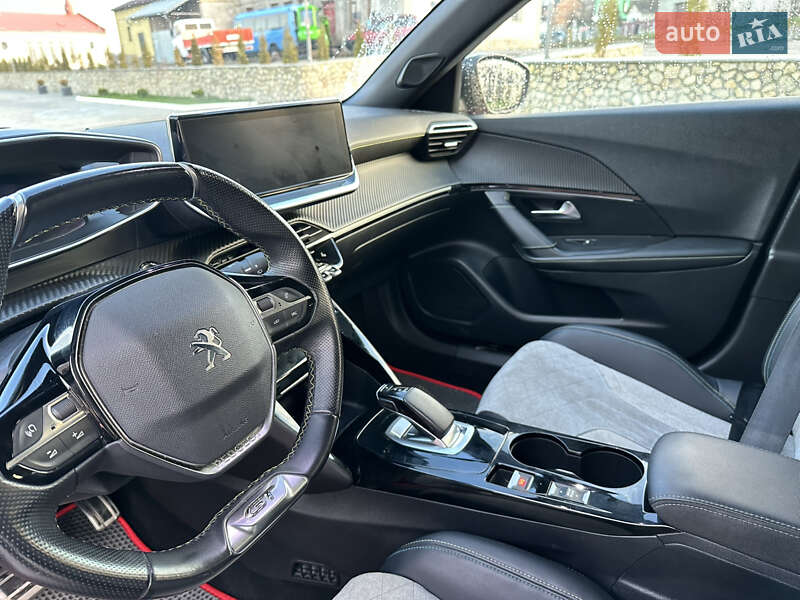 Внедорожник / Кроссовер Peugeot e-2008 2021 в Волочиске