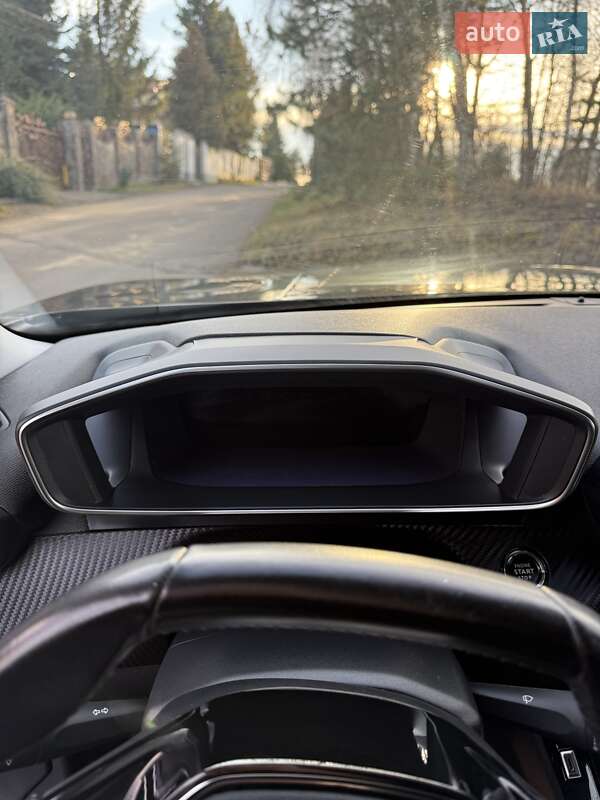 Позашляховик / Кросовер Peugeot e-2008 2020 в Львові