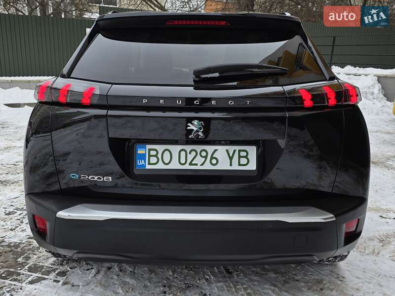 Внедорожник / Кроссовер Peugeot e-2008 2020 в Тернополе
