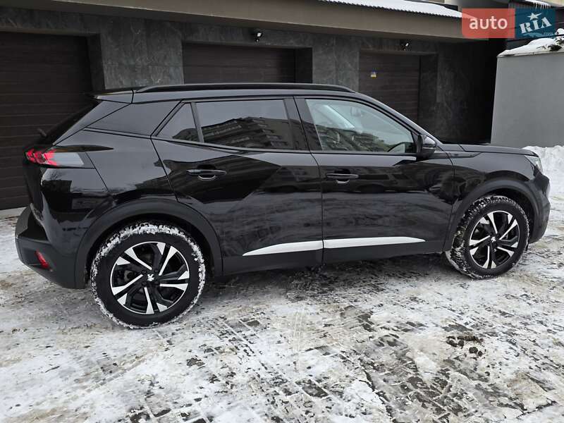 Внедорожник / Кроссовер Peugeot e-2008 2020 в Тернополе