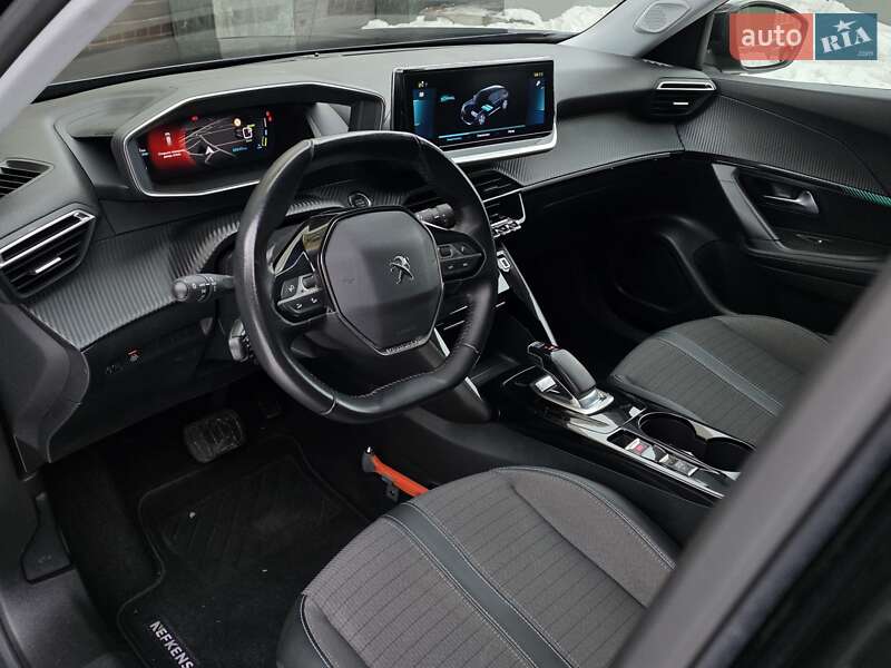 Внедорожник / Кроссовер Peugeot e-2008 2020 в Тернополе