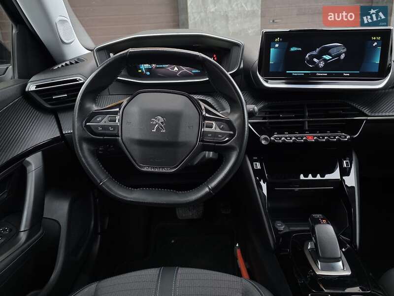 Внедорожник / Кроссовер Peugeot e-2008 2020 в Тернополе