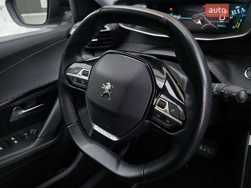 Внедорожник / Кроссовер Peugeot e-2008 2020 в Тернополе